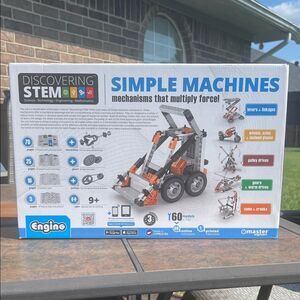 STEM Engineering Building Kit - Orange and Black